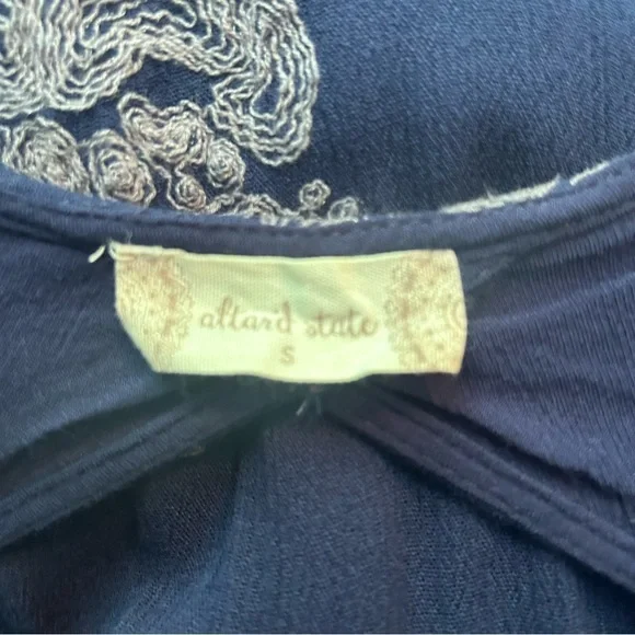 Altar'd State Embroidered Boho Long Sleeve Dress Cut Out Back Navy Size Small - Picture 5 of 6